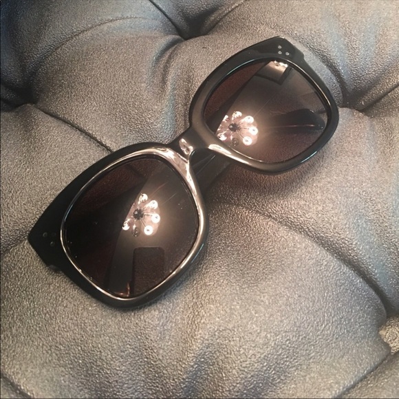 Celine New Audrey subglasses😎🤩 - Picture 5 of 8